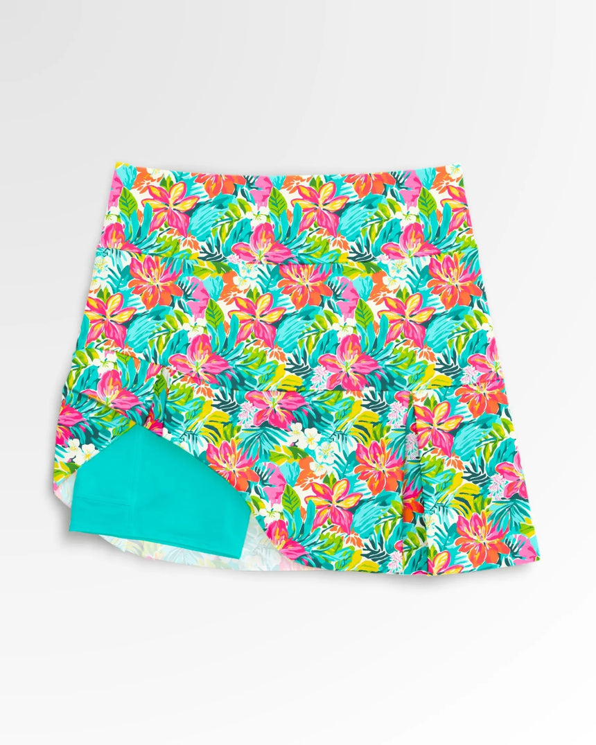 women's pleated golf skort with pockets in Luau Links print - front view